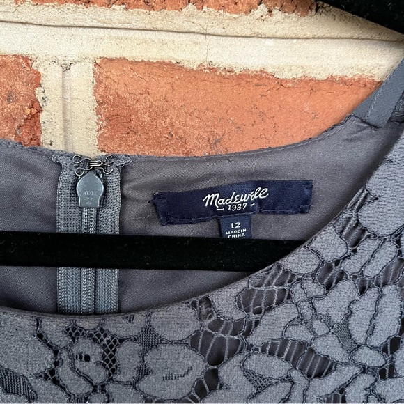 Sexy floral lace dress with modest cut. Size 12 Madewell - Picture 3 of 12